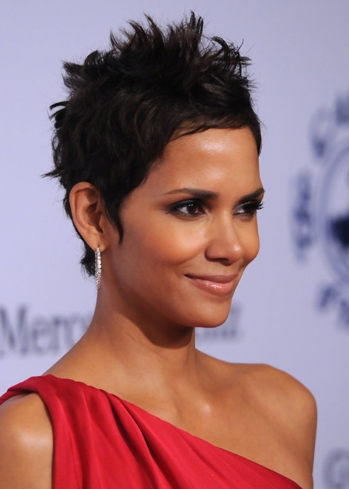 Halle Berry Hairstyle: Side View of Black Pixie Cut 