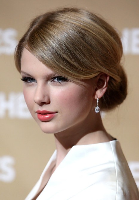 Taylor Swift Classic Sleek Chignon with Side Swept Bangs 