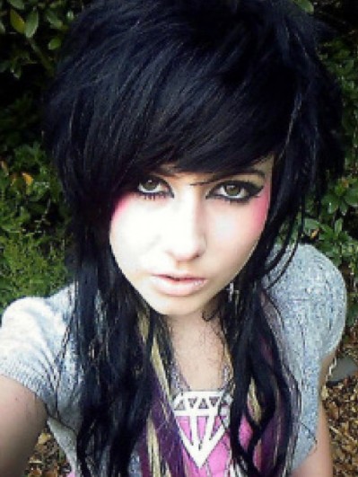 Emo hairstyle for girls