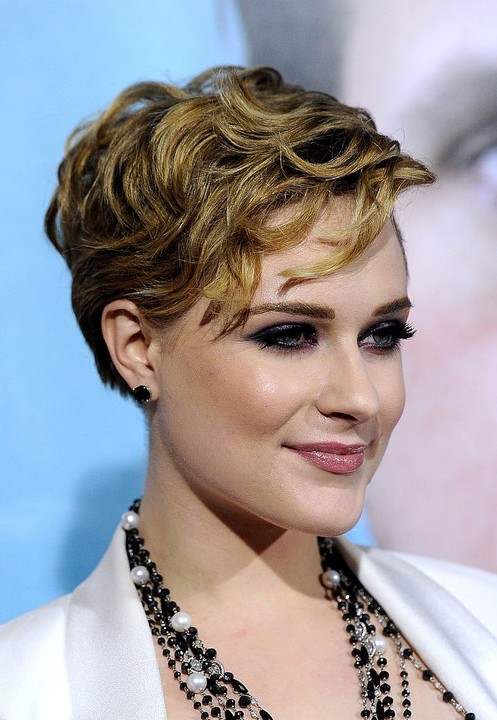 Evan Rachel Wood Layered Short Wavy Hairstyle Hairstyles Weekly