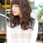 Japanese Hairstyles - Cute Long Red Wavy Hairstyle with Bangs