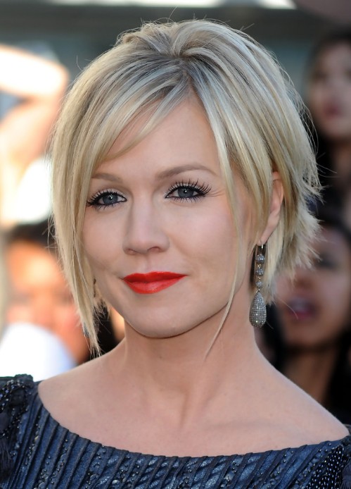 Jennie Garth Messy Shaggy Hairstyle with Bangs