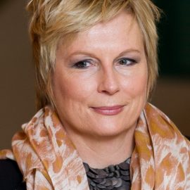 Jennifer Saunders Easy Breezy Pixie Cut