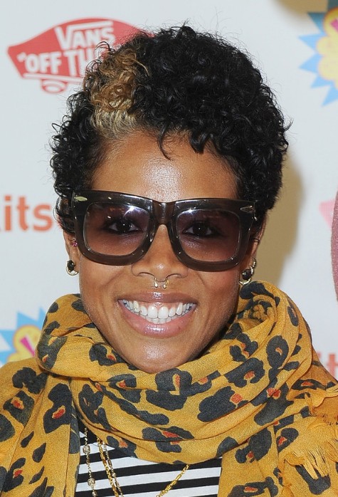 kelis short hair