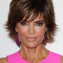 Lisa Rinna Layered Short Razor Cut with Bangs for women Over 40