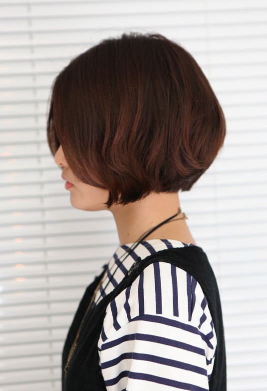 Side View of Short Bob Hairstyle
