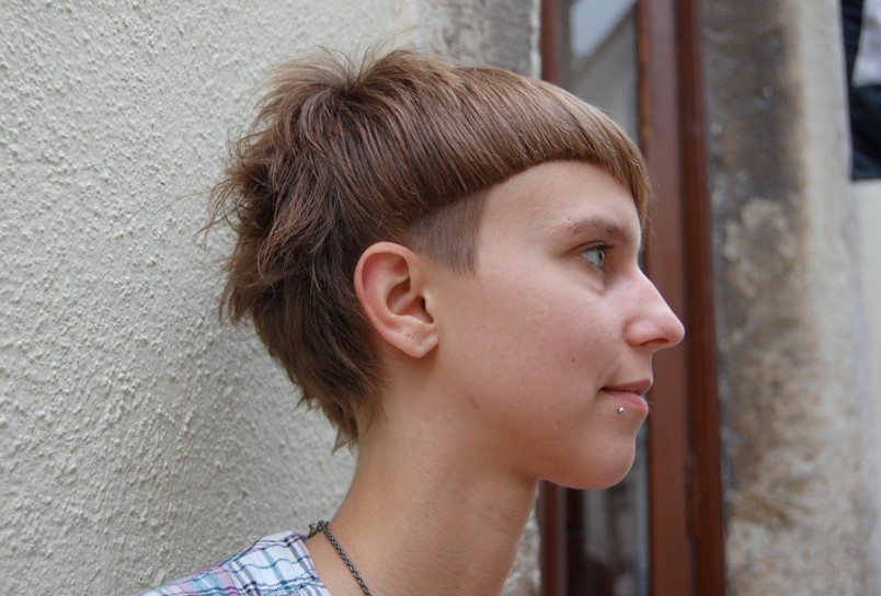 Fantastic Asymmetric Short Cut for Women - Expect the 