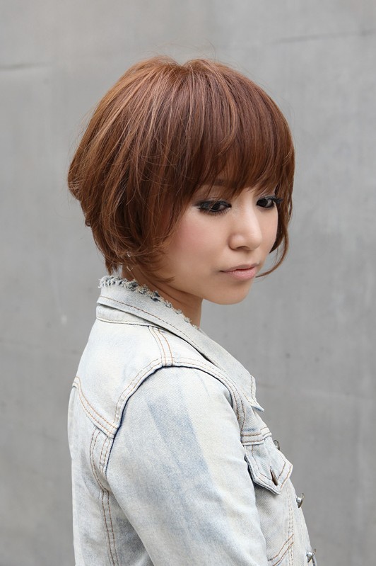 Trendy Short Copper Haircut from Japan - Stacked Short 