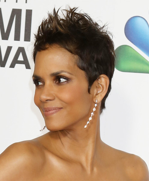 20 Sassy Pixie Cuts for Black Women  The Right Hairstyles