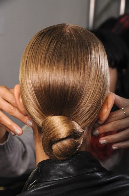 Low-slung bun updo for summer