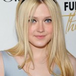 Long Straight Hairstyle with Headband - Dakota Fanning's Hairstyle