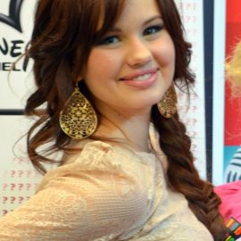 Braided hairstyle for girls - Debby Ryan' hairstyles