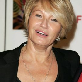 Short hairstyle for women over 50: Ellen Barkin's haircut