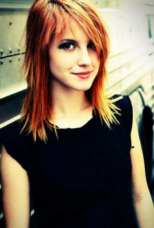 Trendy Spiky Medium Bob With Copper Balayage Hayley Williams