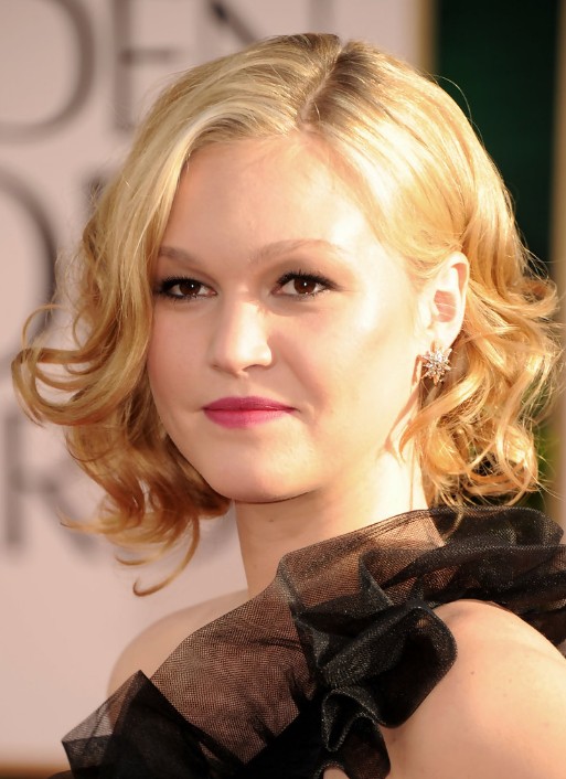 Hot short blonde bob haircut for 2014 - Julia Stiles's Hairstyles