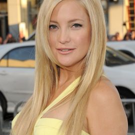 Cute long straight hairstyle for blonde hair - Kate Hudson hairstyles