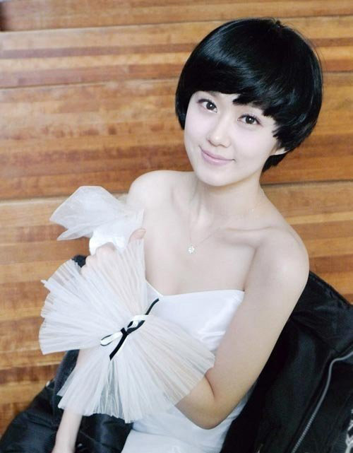 Cute Short Black Hairstyle with Short Bangs