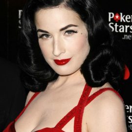 Classic Hairstyle: Long Vlack Retro Hairstyle from Dita Von Teese