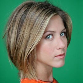 Chic Short Haircut: Straight Bob Hairstyle for Women - Jennifer Aniston's Hairstyles