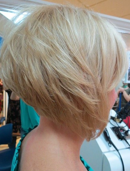 Side View of Graduated Bob