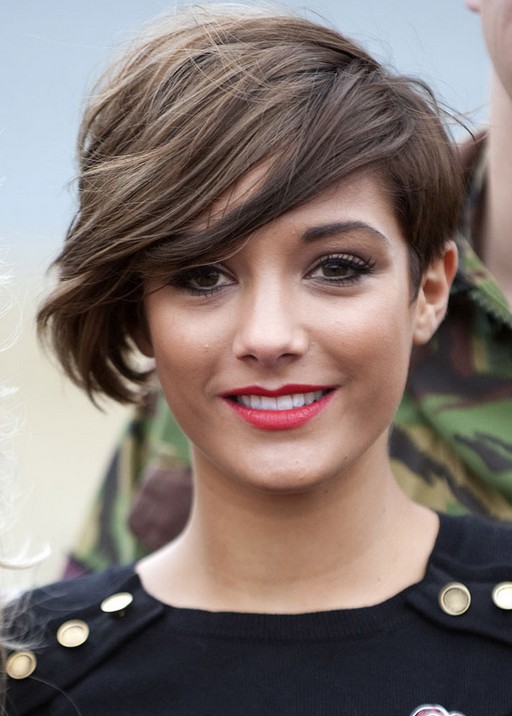 short hairstyles without bangs