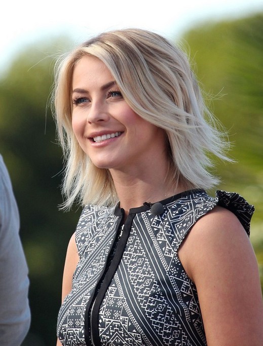 Haircuts for 2022 - Julianne Hough Hairstyle