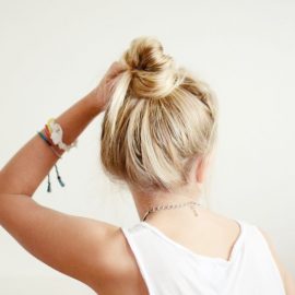 Sophisticated & Casual Blonde Topknot for Summer