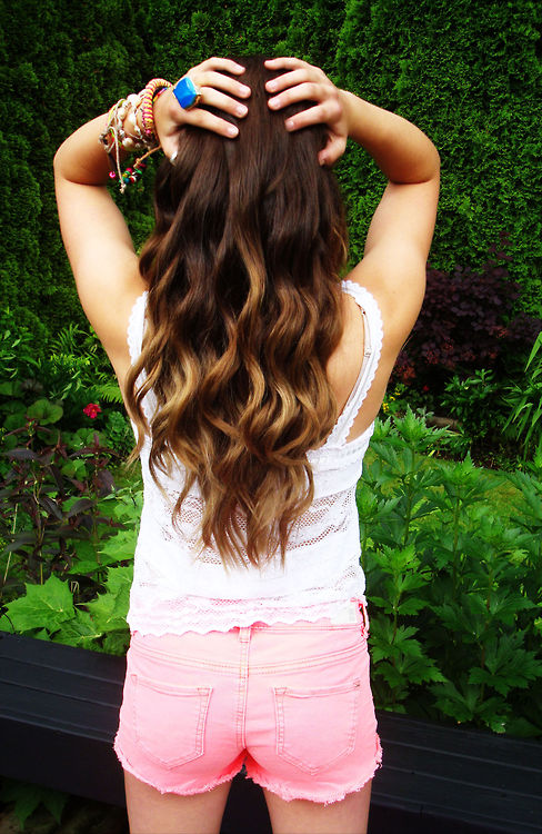 Long Wavy Hairstyle: Brown to Blonde Ombre Hair for Thick ...