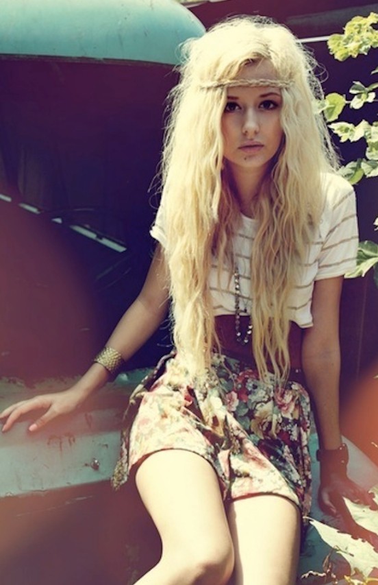 Indie hairstyles for chicks Messy Hippy Waves with Forehead Braid