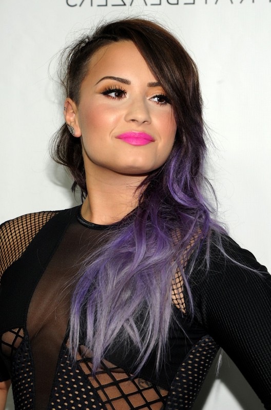Demi Lovato Side Swept Brown To Purple Ombre Hair For Winter