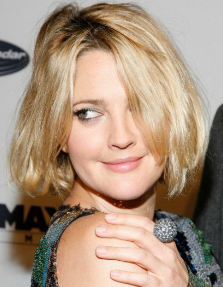 Drew Barrymore short hairstyle for women