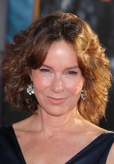 Jennifer Grey Wavy Hairstyle for Women Over 50