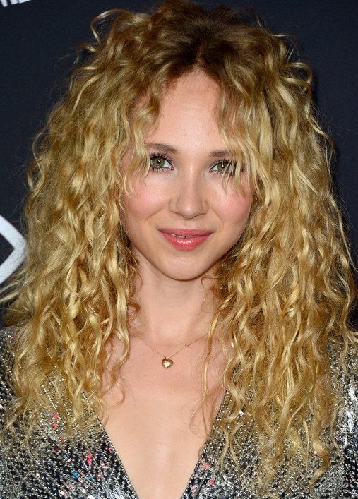 Juno Temple Long Blonde Curly Hairstyles 