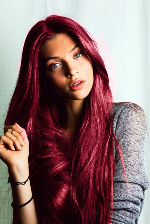 Strawberry pink hairstyle for long hair