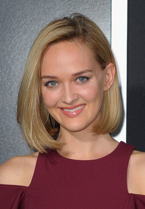 Jess Weixler Short Straight Haircut for Women