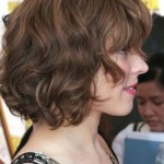 Side View of Rachel Mcadams soft curly bob haircut