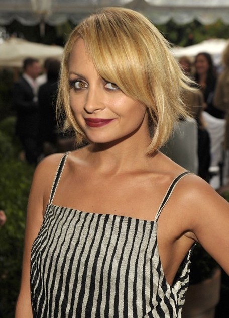 Nicole Richie Short Blonde Bob Cut with Side Swept Bangs 