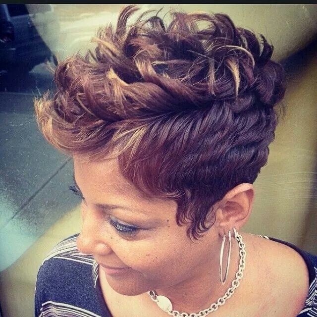 25 Gorgeous Women Mohawk That Will Blow Your Mind  Curl Hair Style