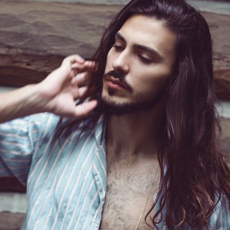 16 Cool Long Hairstyles for Men - Hairstyles Weekly