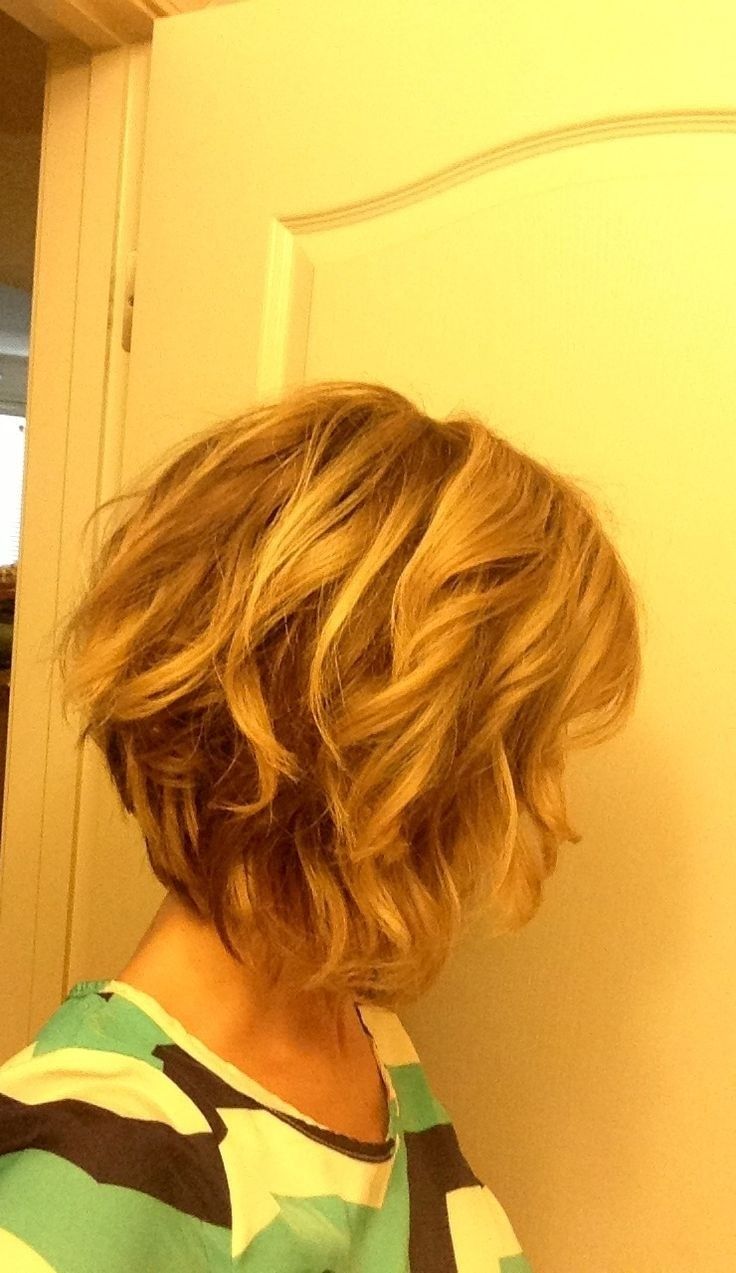 20+ wavy bob hairstyles for short & medium length hair