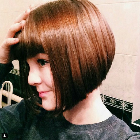 stacked bob haircuts with bangs