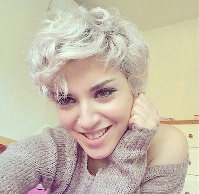 19 Cute Wavy Curly Pixie Cuts We Love Pixie Haircuts For Short