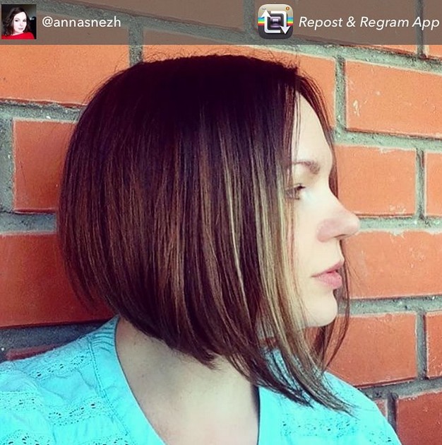 Short Graduated Bob Haircut With Streaks Hairstyles Weekly