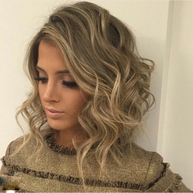 Shoulder Length Soft Wavy Bob Hairstyle For Women Hairstyles Weekly