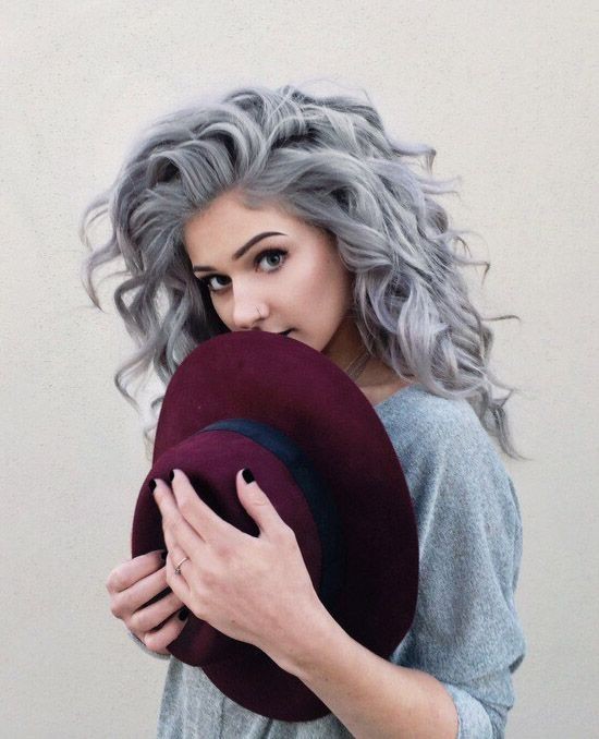 Grey Wavy Hairstyles