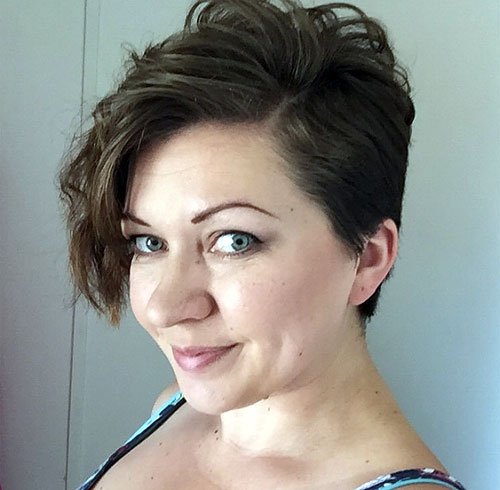 20 Cool Stylish Curly/Wavy Pixie Cuts for Short Hair
