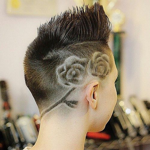 20 Faux Hawk Inspired Hairstyles for Women - Female Fauxhawk Hair Styles -  Hairstyles Weekly