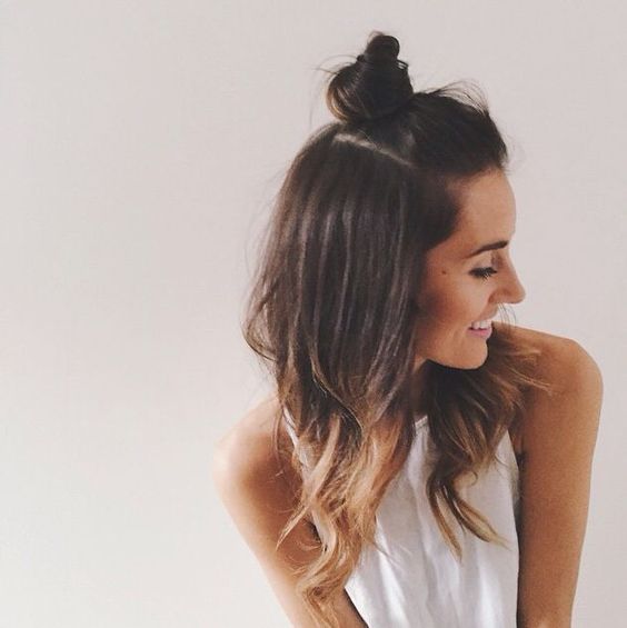 5 Step Messy Top Knot