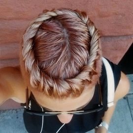 20 Romantic Hairstyles for Girls