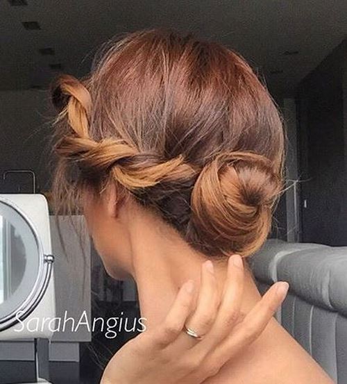 20 Pretty Buns You Must Have for the Season